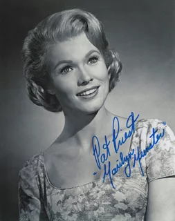 Pat Priest autograph