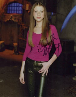 Michelle Trachtenberg autograph