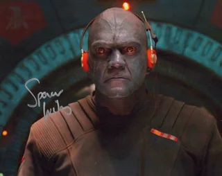 Spencer Wilding autograph