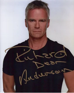 Richard Dean Anderson autograph