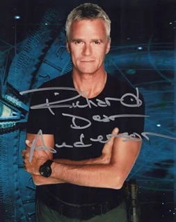Richard Dean Anderson autograph