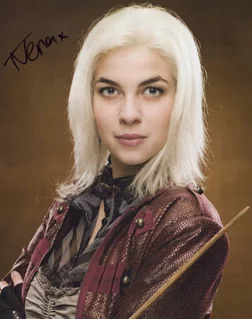 Natalia Tena autograph