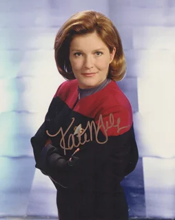 Kate Mulgrew autograph