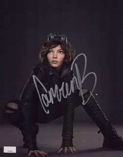 Camren Bicondova autograph