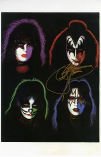 Gene Simmons autograph