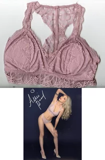 Allie Reed autograph