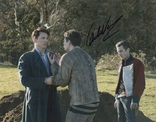 Lachlan Nieboer autograph