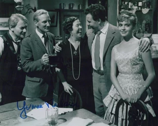 Yvonne Monlaur autograph