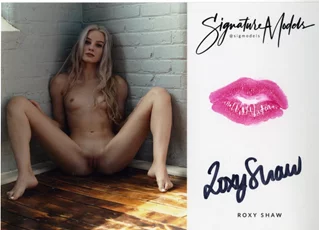 Roxy Shaw autograph