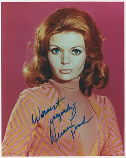 Deanna Lund autograph