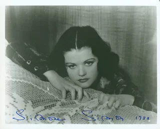 Simone Simon autograph