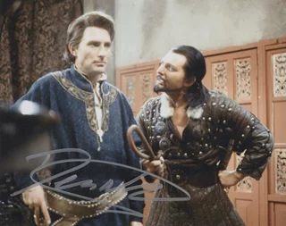 Derren Nesbitt autograph