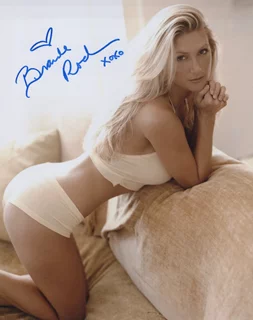 Brande Roderick autograph