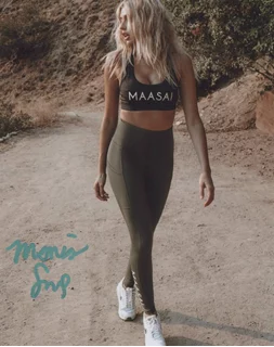 Monica Sims autograph