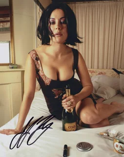 Jennifer Tilly autograph