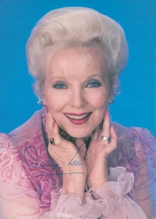 Anna Lee autograph