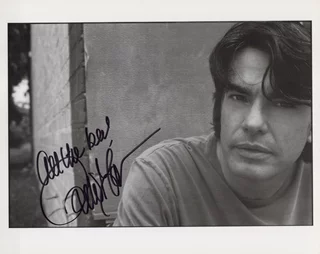 Peter Gallagher autograph