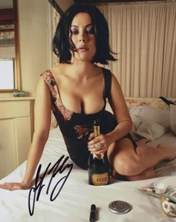 Jennifer Tilly autograph