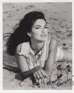 Mariska Hargitay autograph