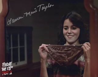 Lauren-Marie Taylor autograph
