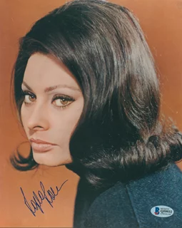 Sophia Loren autograph