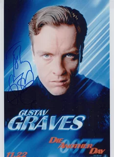 Toby Stephens autograph