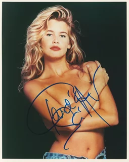 Claudia Schiffer autograph