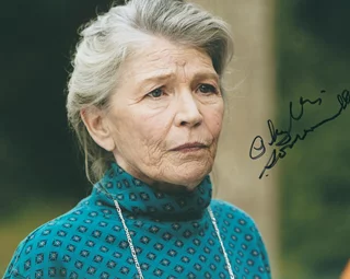 Phyllis Somerville autograph