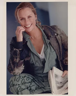 Lauren Hutton autograph