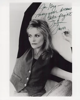 Helen Shaver autograph