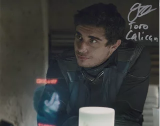 Jake Cannavale autograph