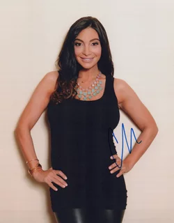 Courtney Mazza autograph