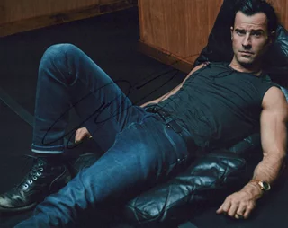 Justin Theroux autograph
