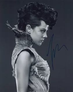 Jena Malone autograph