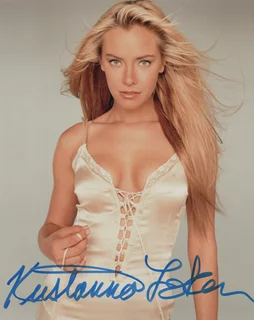 Kristanna Loken autograph