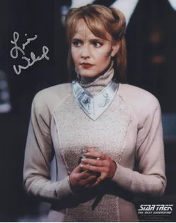 Lisa Wilcox autograph