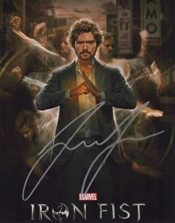 Finn Jones autograph