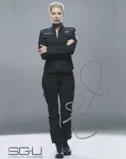 Alaina Huffman autograph