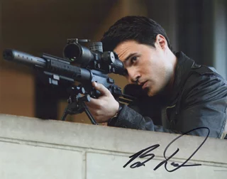 Brett Dalton autograph