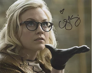 Emily Kinney autograph