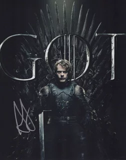Alfie Allen autograph
