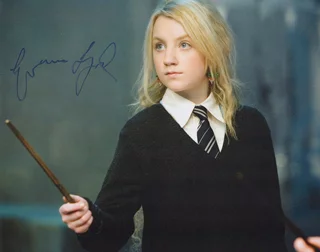 Evanna Lynch autograph