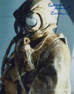 Cathy Munroe autograph