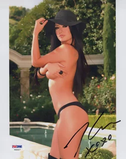 Kim Lee autograph