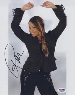 Raven-Symone autograph