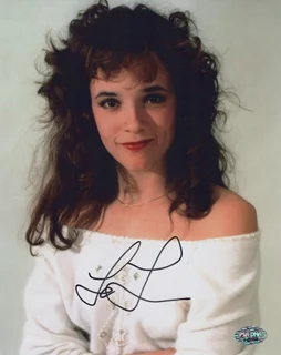 Lea Thompson autograph