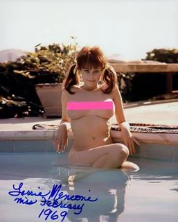 Lorrie Menconi autograph