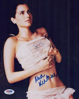 Mia Kirshner autograph