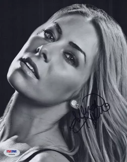 Allison Kyler autograph