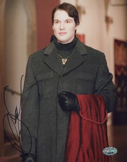 Daniel Cudmore autograph